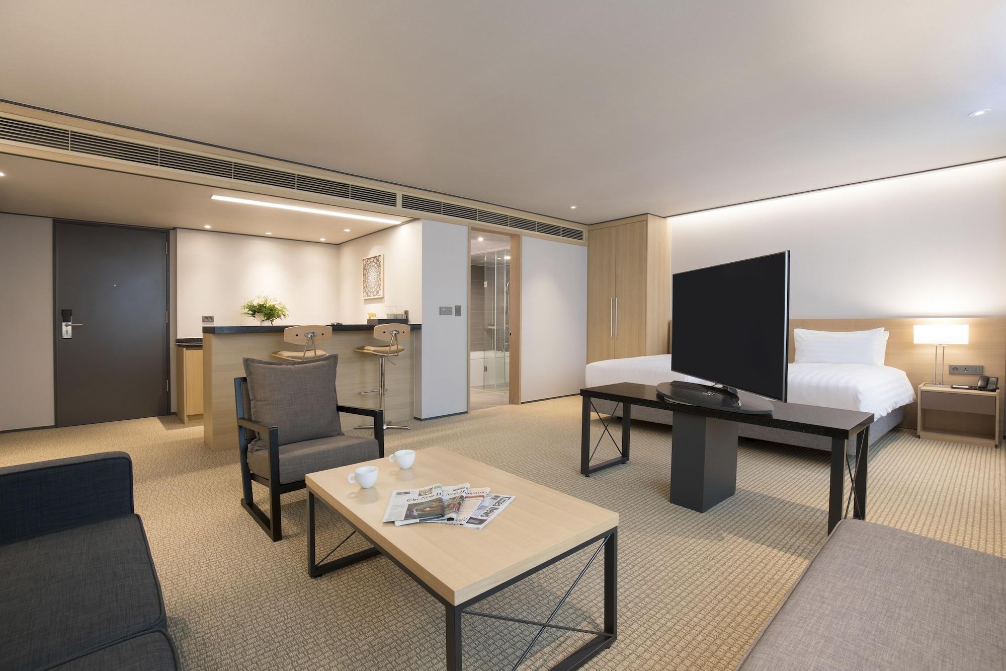 Orakai Cheonggyesan Hotel, BW Premier Collection Сеул Екстериор снимка