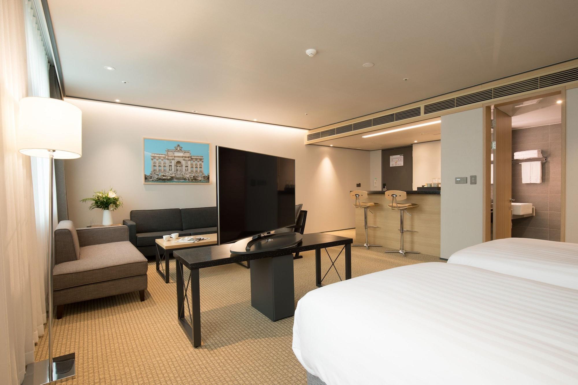 Orakai Cheonggyesan Hotel, BW Premier Collection Сеул Екстериор снимка
