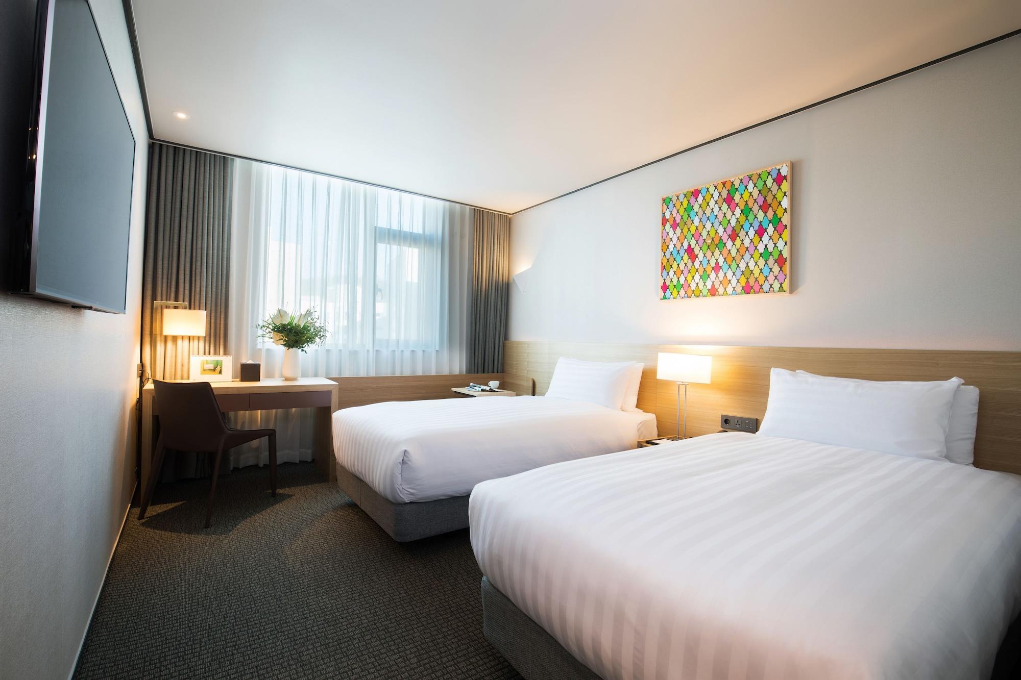 Orakai Cheonggyesan Hotel, BW Premier Collection Сеул Екстериор снимка