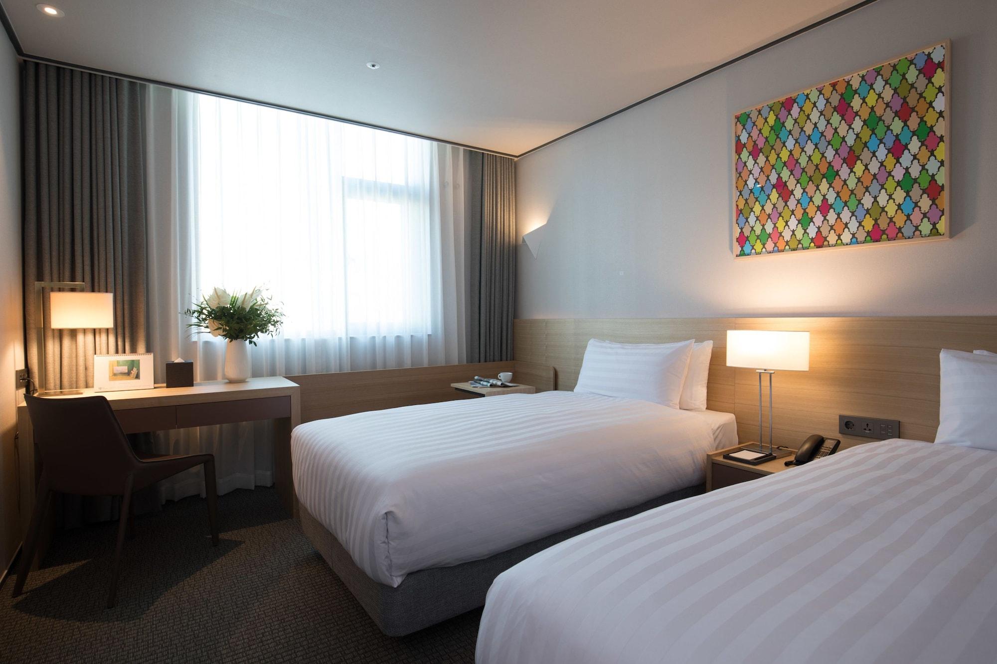 Orakai Cheonggyesan Hotel, BW Premier Collection Сеул Екстериор снимка