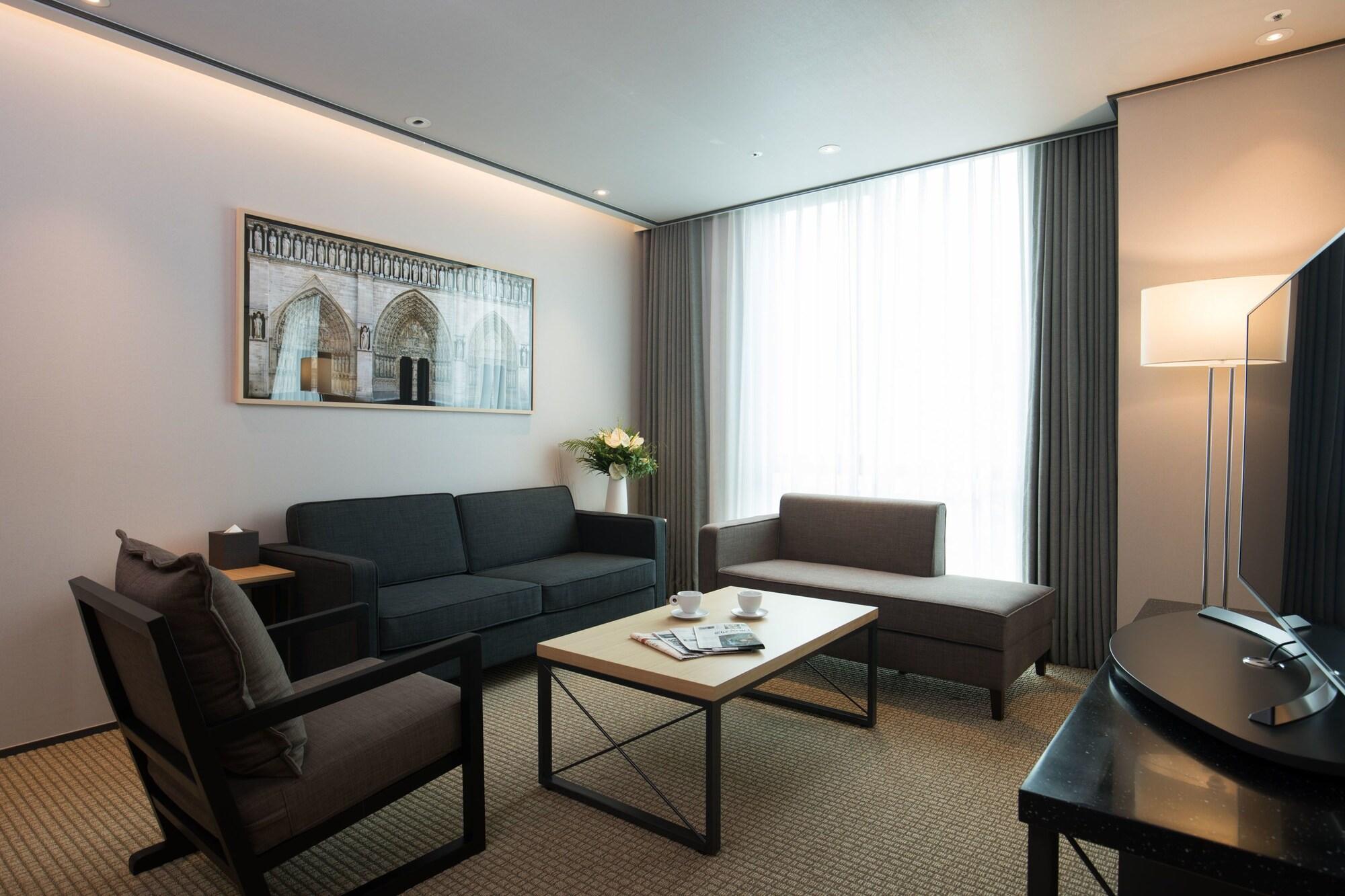 Orakai Cheonggyesan Hotel, BW Premier Collection Сеул Екстериор снимка