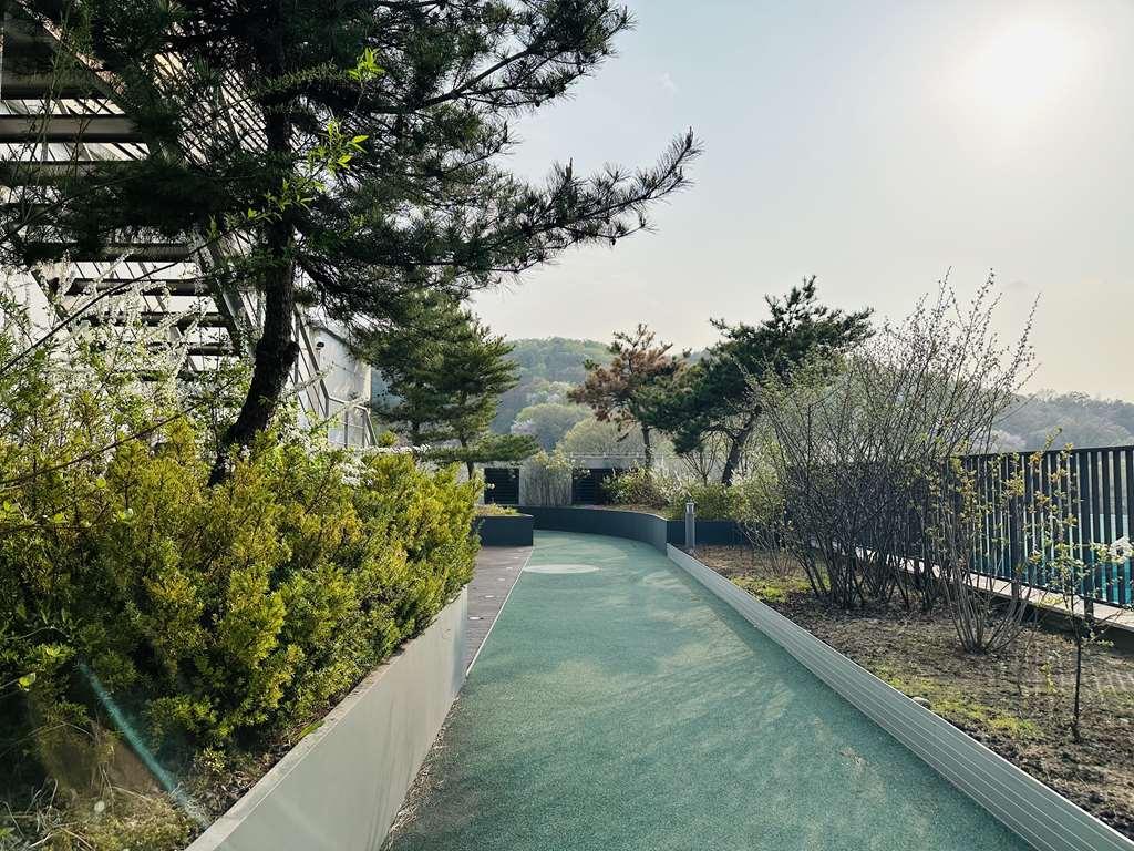 Orakai Cheonggyesan Hotel, BW Premier Collection Сеул Съоръжения снимка