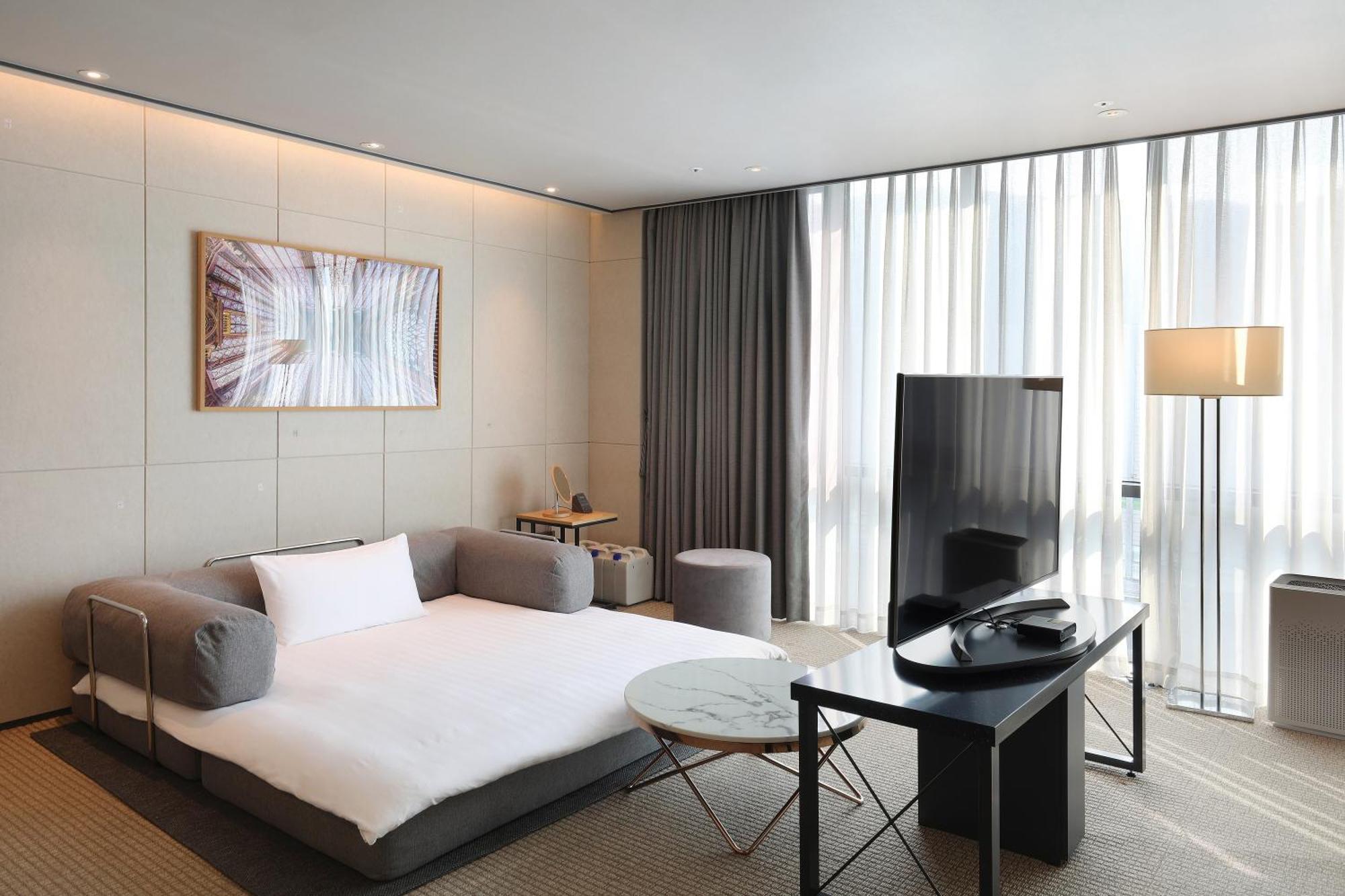 Orakai Cheonggyesan Hotel, BW Premier Collection Сеул Екстериор снимка