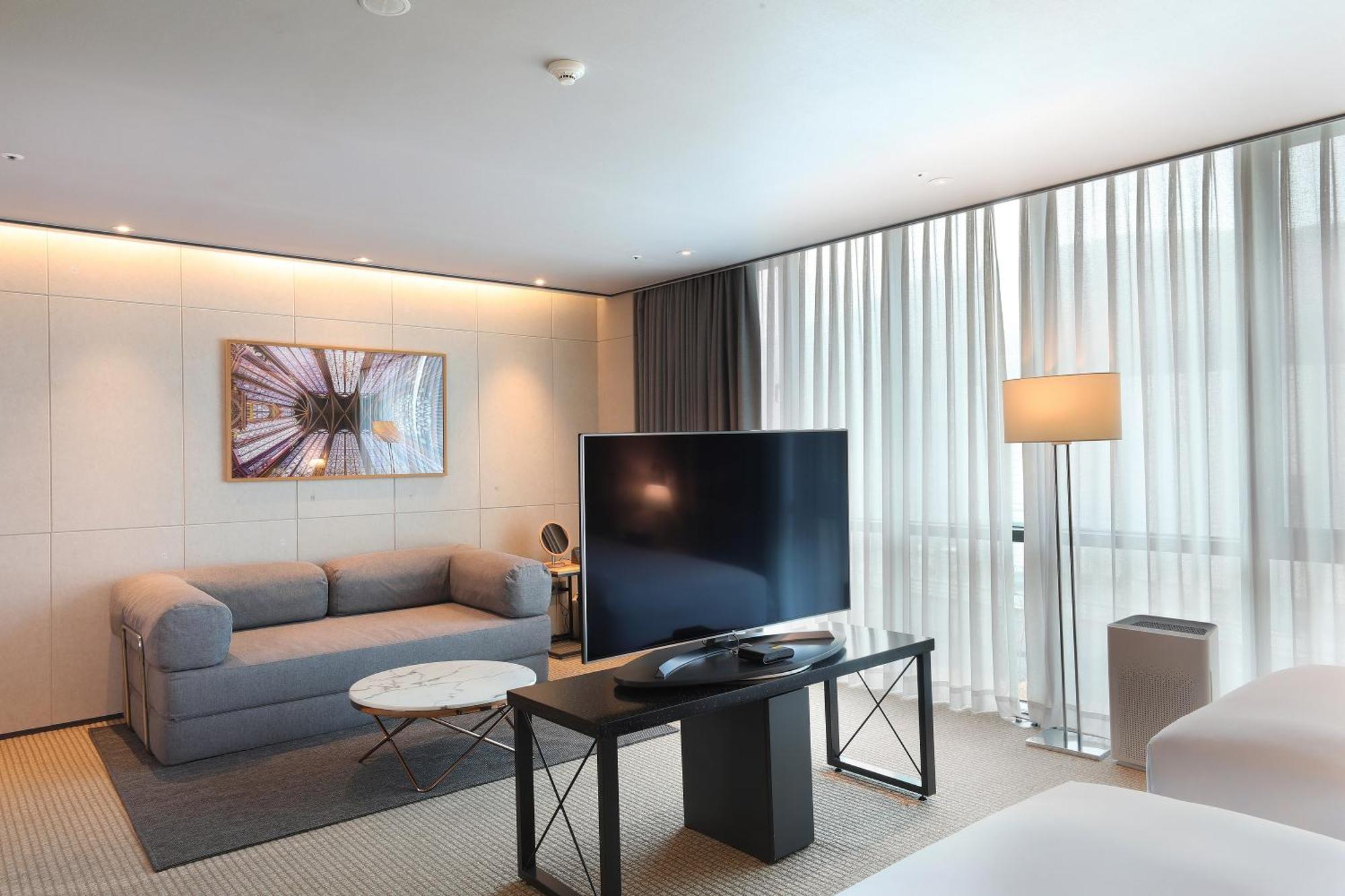 Orakai Cheonggyesan Hotel, BW Premier Collection Сеул Екстериор снимка